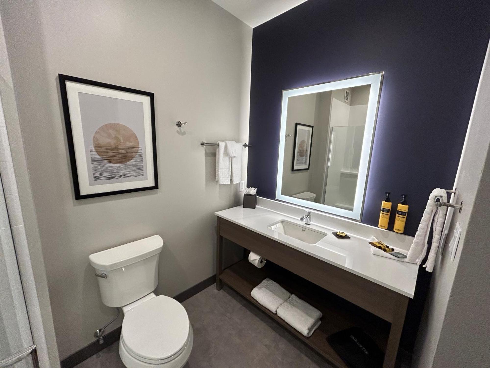 Best Western Plus Marquette Hotel & Suites Екстер'єр фото